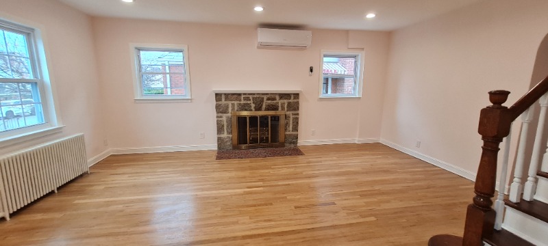 7530 186th St - Photo 3 of 16