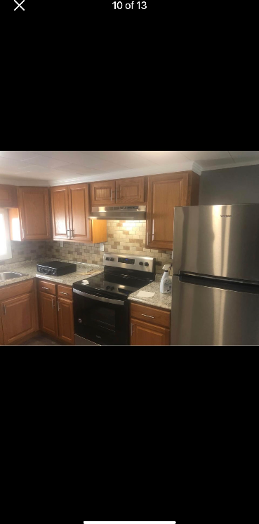 654 Emerson St - Photo 4 of 12