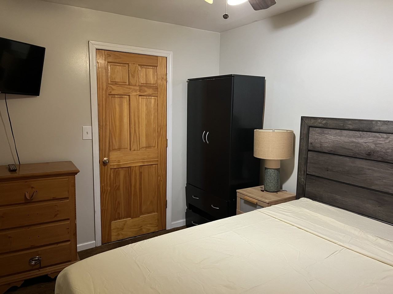 1686 Dean St #2 - Photo 2 of 8