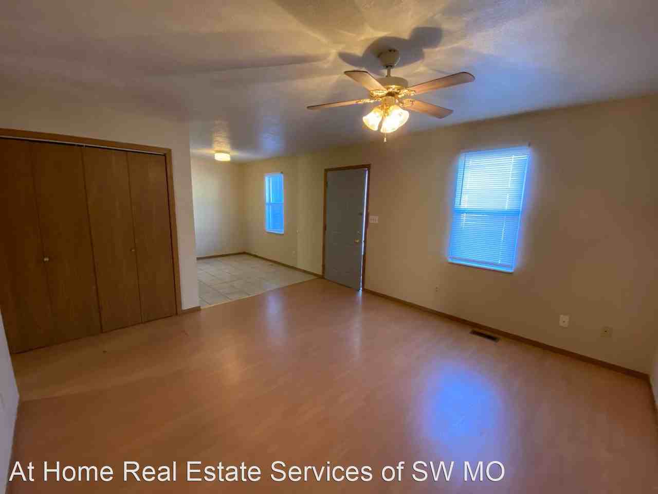750 S. Campbell - Photo 3 of 7