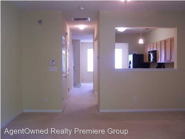 202 Brookshire Rd - Photo 3 of 4