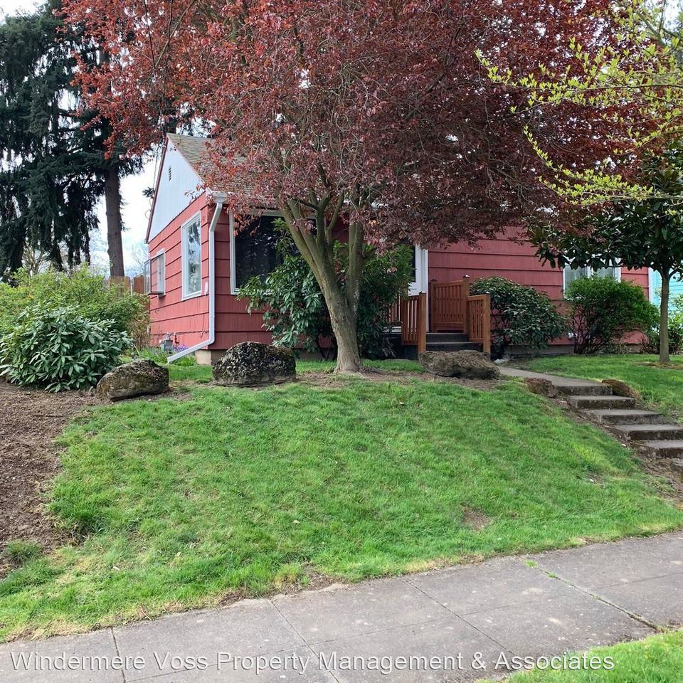 1308 N Watts St - Photo 3 of 19