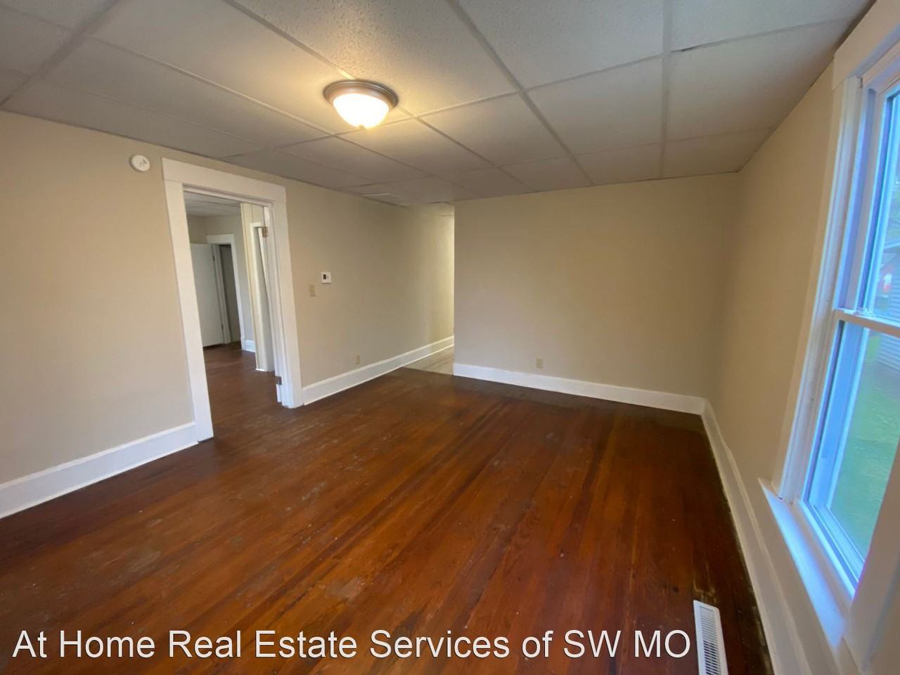 1224 E Central St - Photo 3 of 11