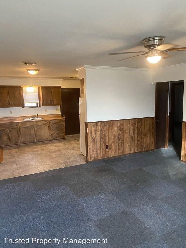 201 East Second Street - Photo 2 of 7