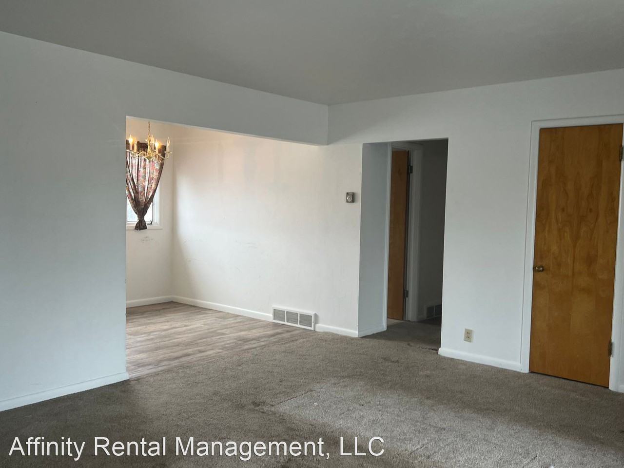 420 Packard Ave - Photo 3 of 24