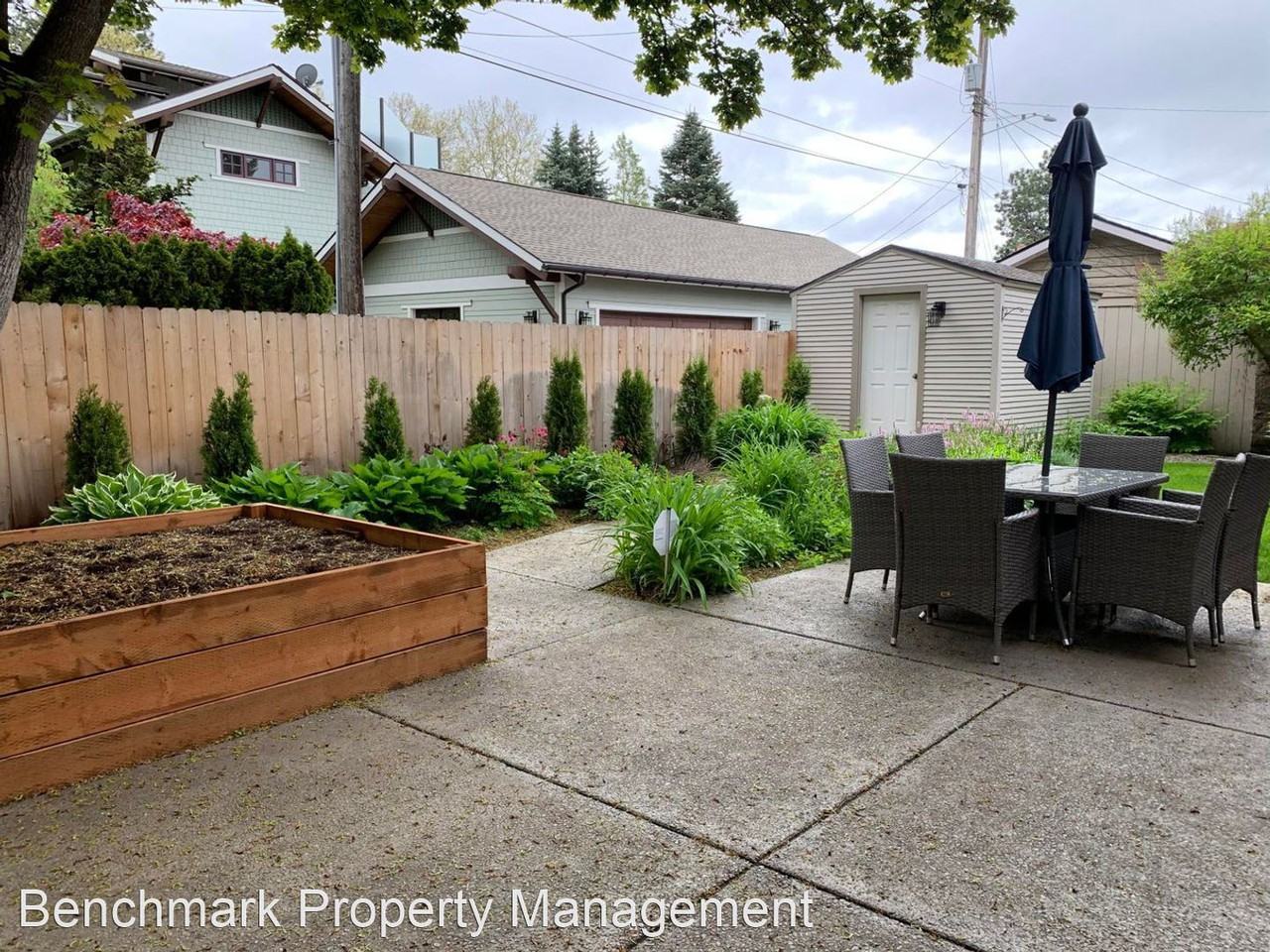 206 Military Dr - Photo 3 of 34