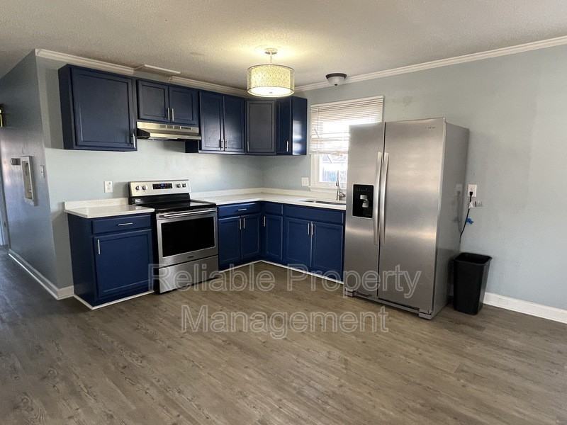 1006 River Rd - Photo 2 of 14