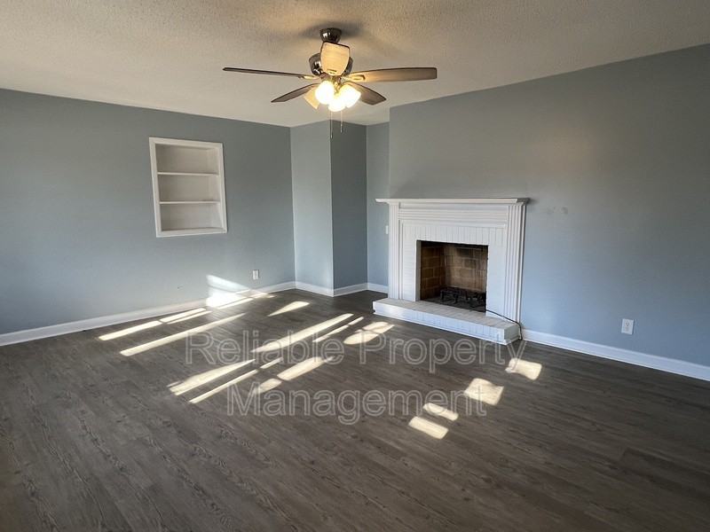 1006 River Rd - Photo 5 of 14