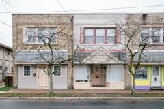 1034B Collings Ave - Photo 1 of 1