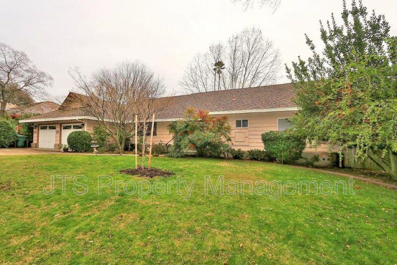 8520 Emperor Dr - Photo 3 of 40