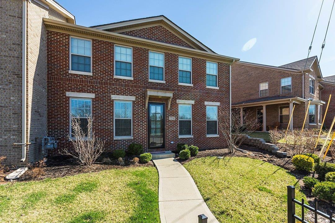 3218 Beaumont Centre Cir Lexington KY 40513 3 Bedroom Apartment