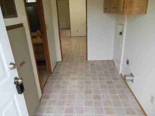 27941 Eureka Rd - Photo 2 of 17