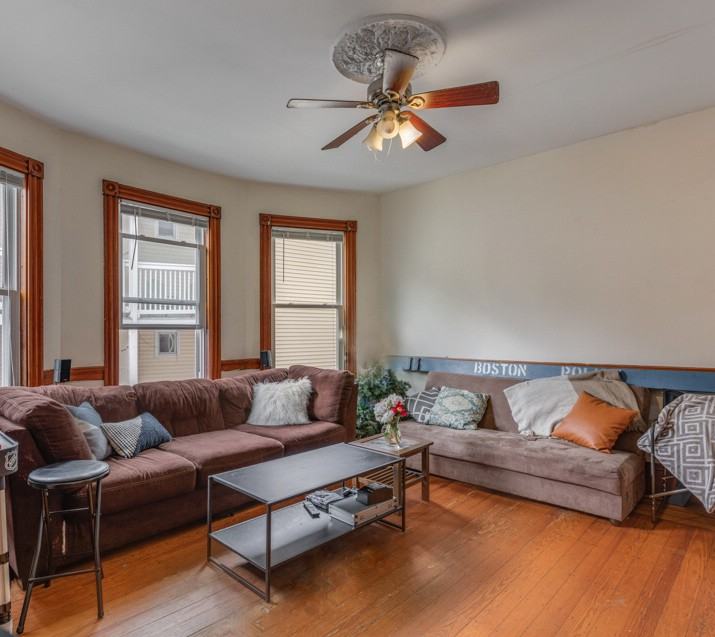 124 Calumet St #3 - Photo 3 of 9