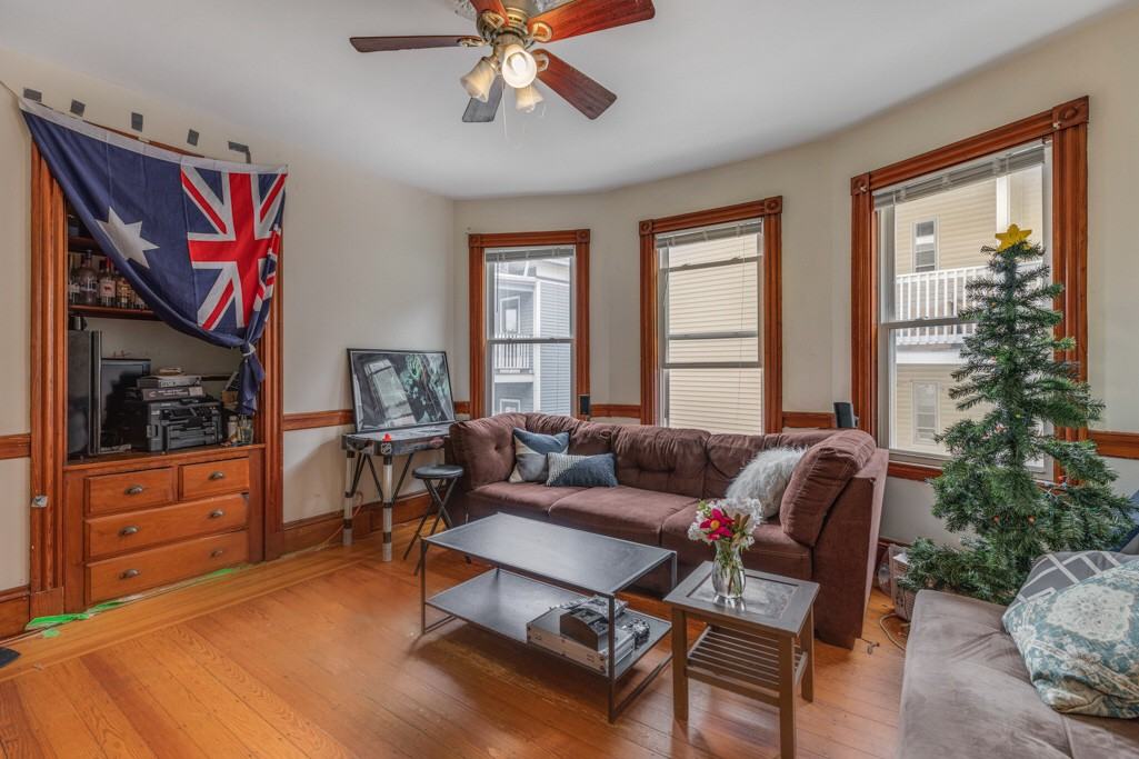 124 Calumet St #3 - Photo 4 of 9