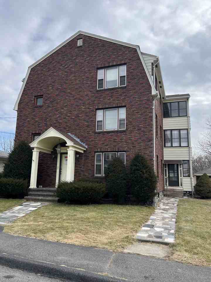 6 Everett Ave 1 - Photo 2 of 12