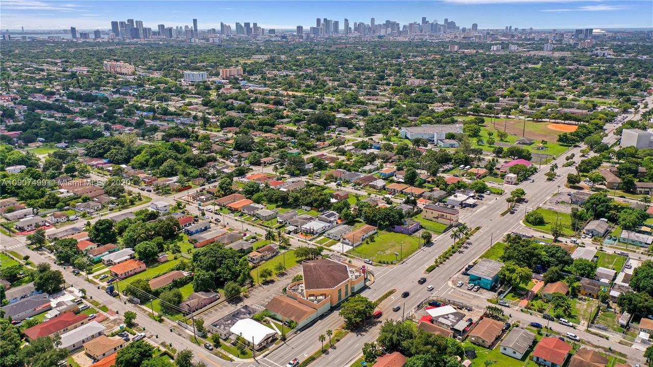 2180 Northwest 59th Street #B - Photo 3 of 19