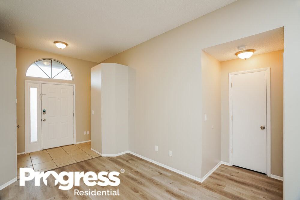 12012 Fruitwood Dr - Photo 3 of 16