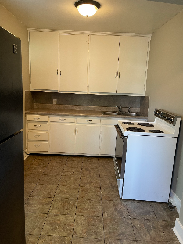 2504 Miner St #2UPPER - Photo 5 of 6