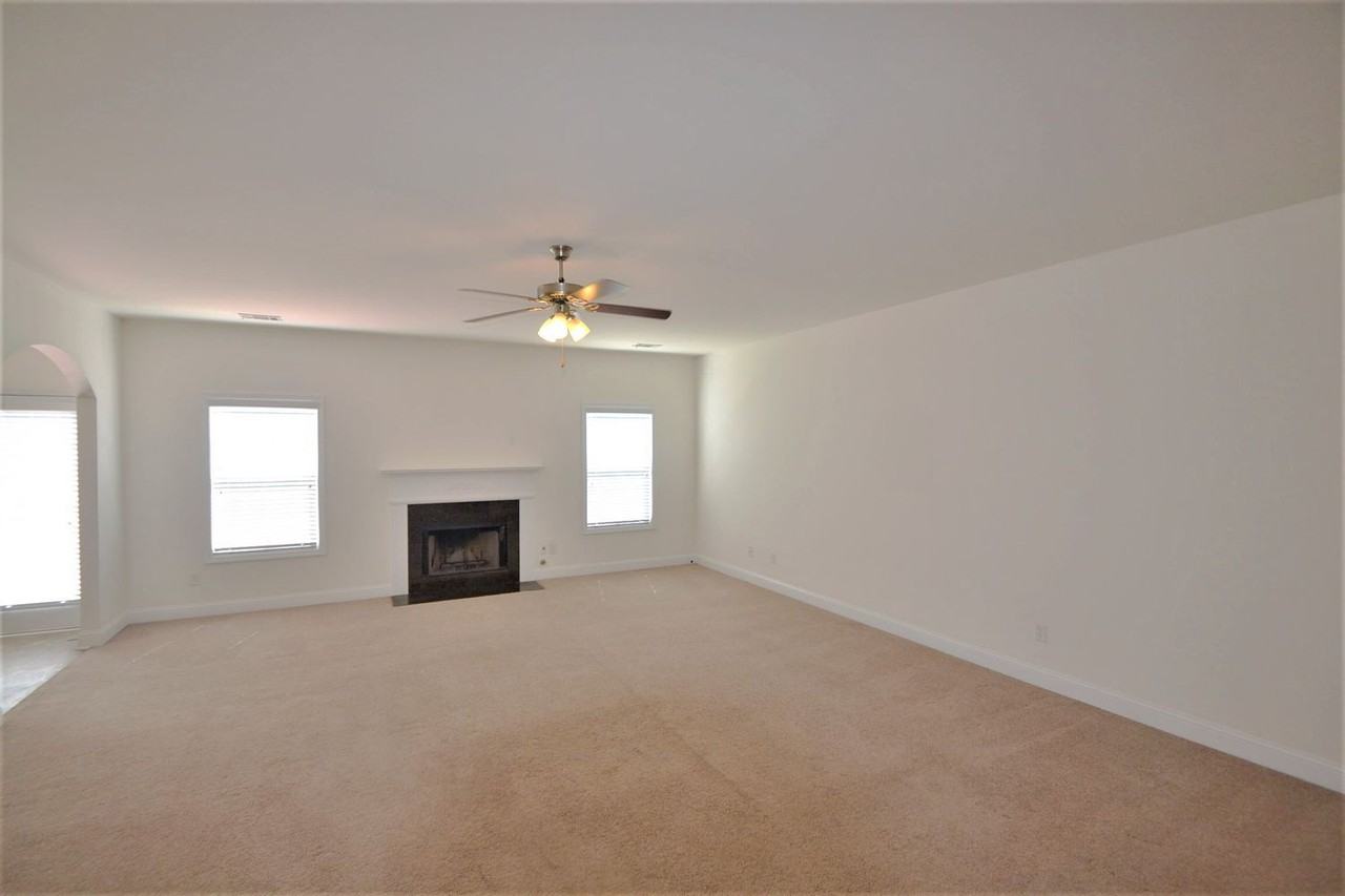 3265 Landings North Dr - Photo 2 of 14