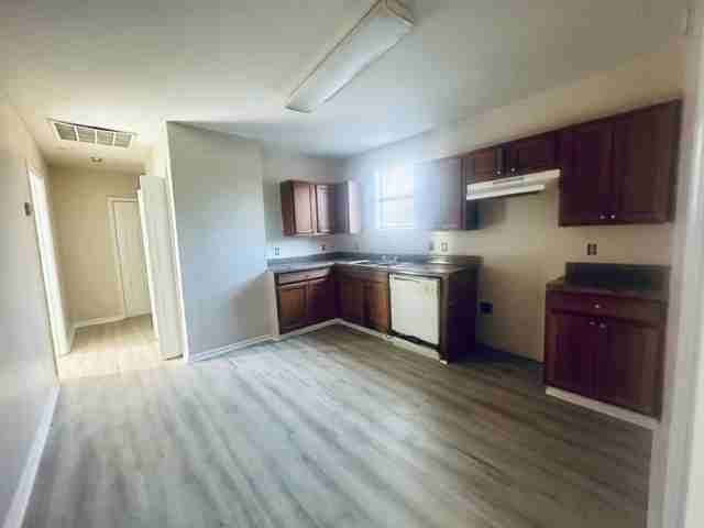 2112 Tennessee St #1 - Photo 4 of 20