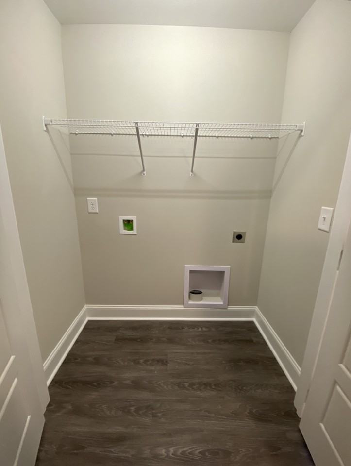 1039 Glenkirk Dr #D - Photo 6 of 20