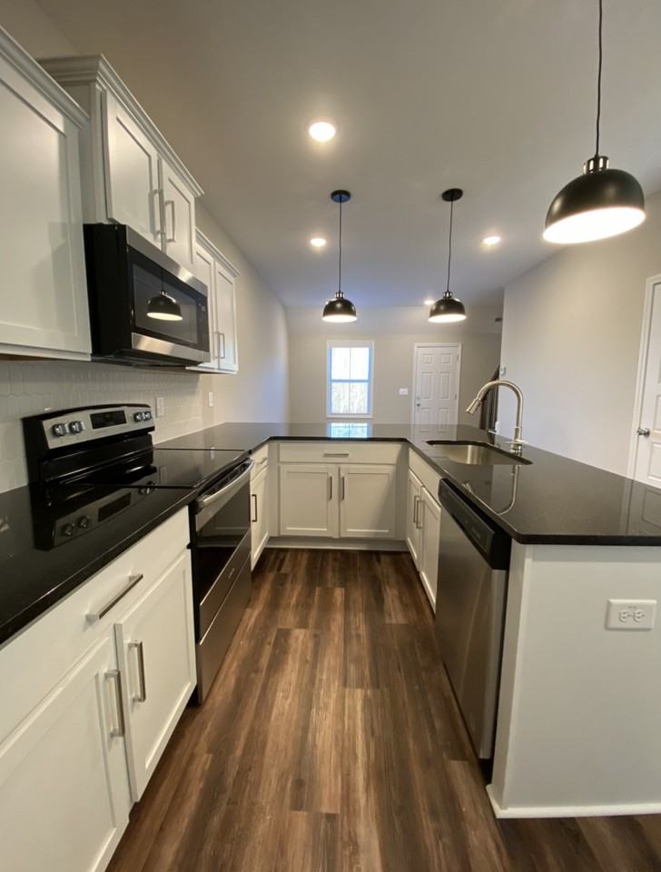 1035 Glenkirk Dr #A - Photo 4 of 20