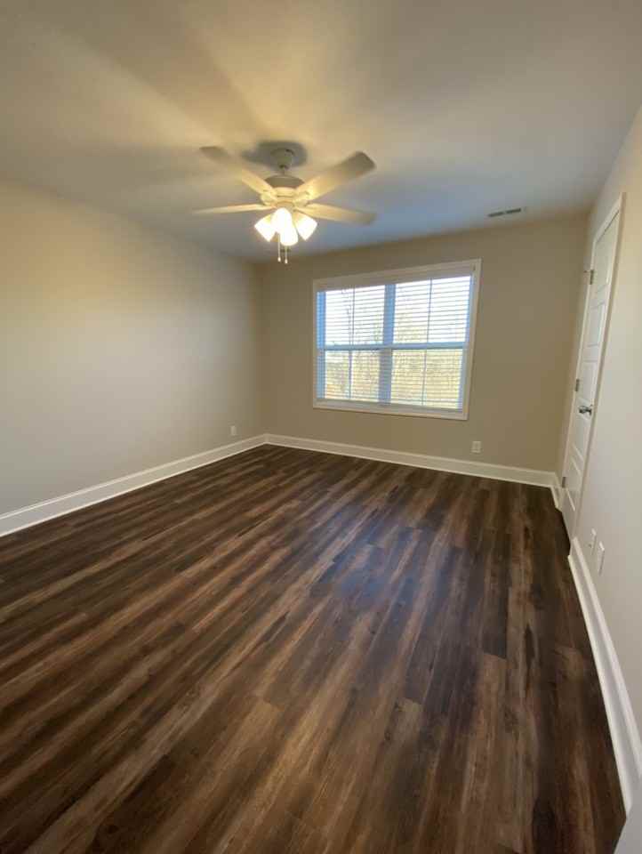 1035 Glenkirk Dr #A - Photo 7 of 20