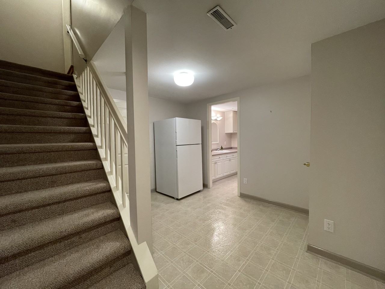 3076 West 34th Avenue - Photo 6 of 12