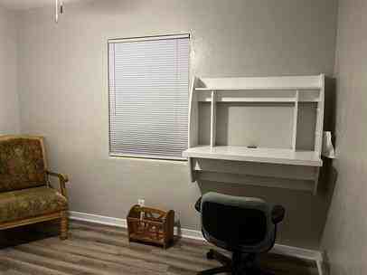 330 Wall Ave - Photo 3 of 6