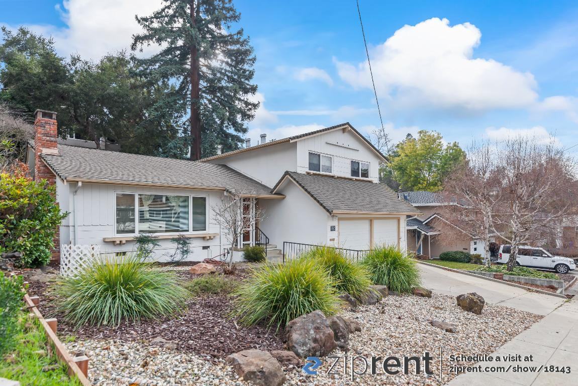 3325 Hackamore Dr - Photo 2 of 20