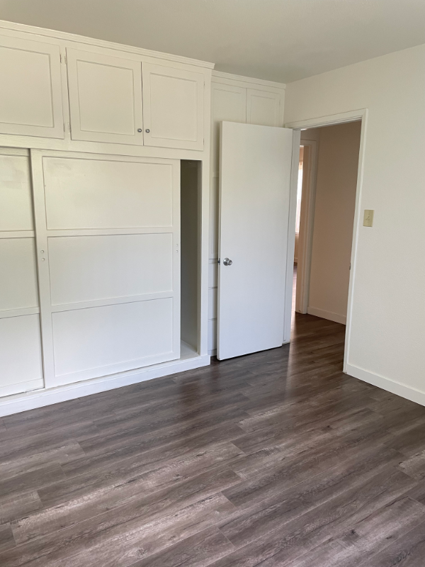 1029 Magnolia Ave - Photo 2 of 8