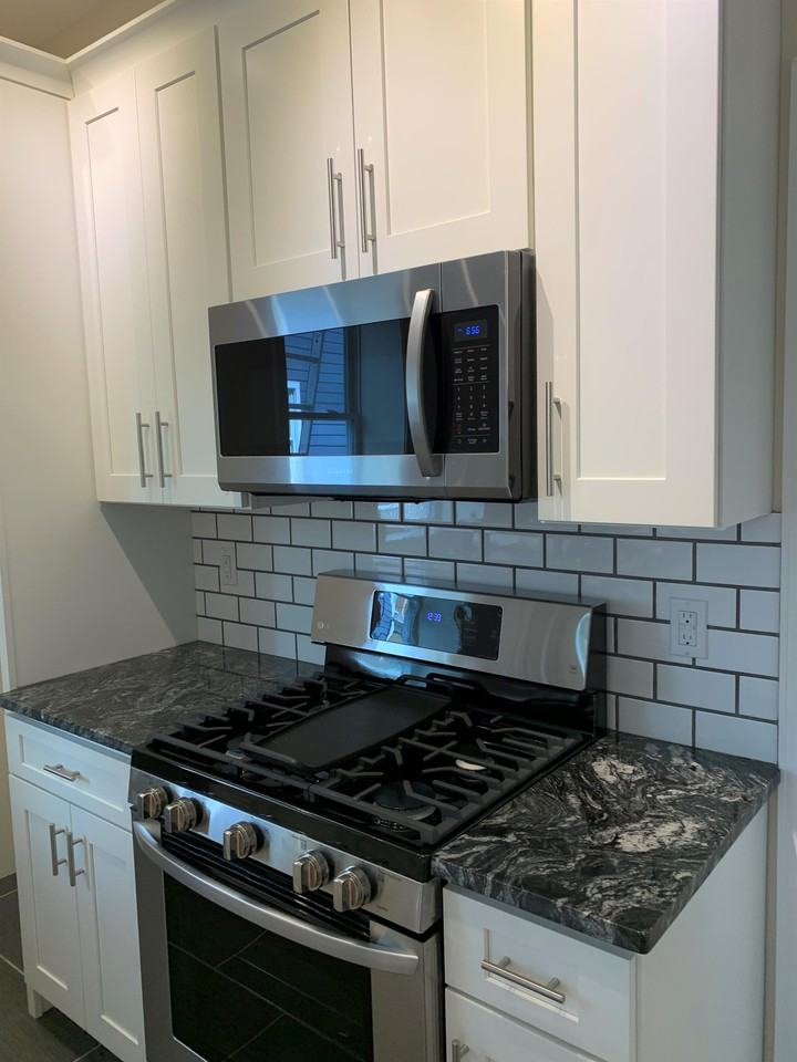 517 N Saint Clair St #1 - Photo 3 of 23