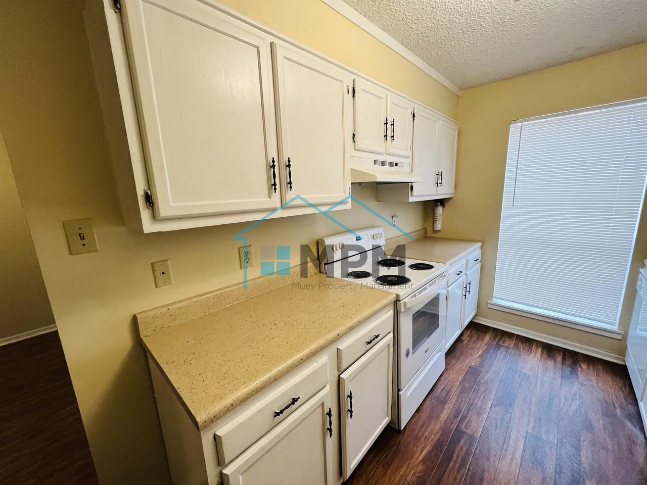 52 Colonial Dr #A - Photo 5 of 15