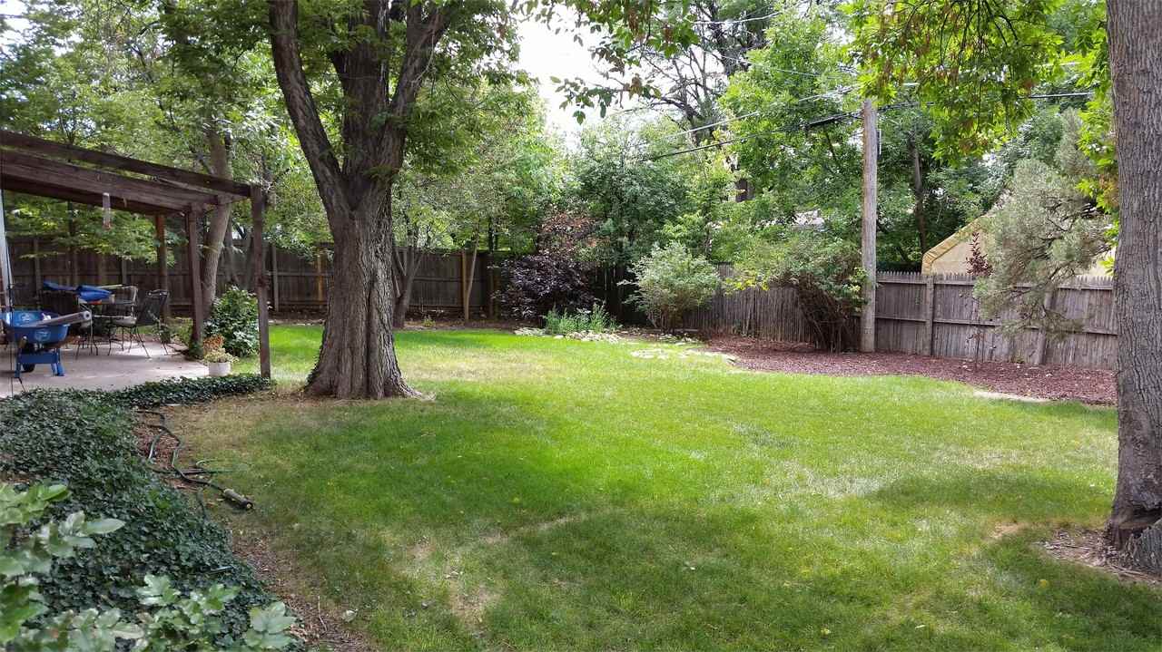 583 Nile St #583 - Photo 4 of 25