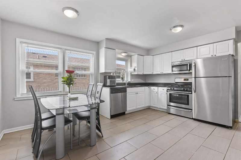 9655 S Troy Ave #1 - Photo 2 of 5