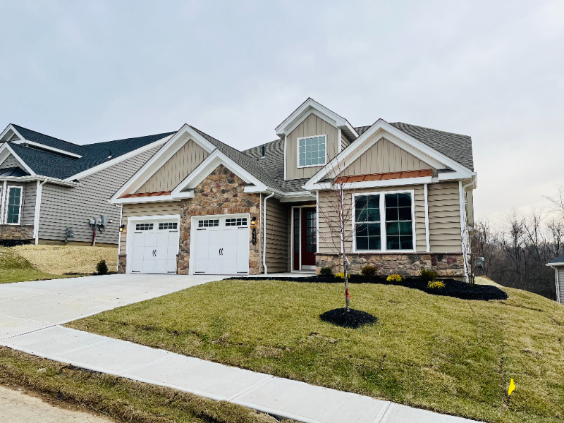 415 Freedom Dr - Photo 2 of 21