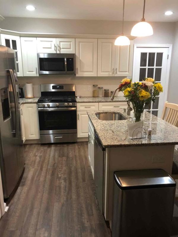 107 Cherry St - Photo 2 of 9