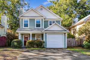 featured image of 4606 Lennox Pl