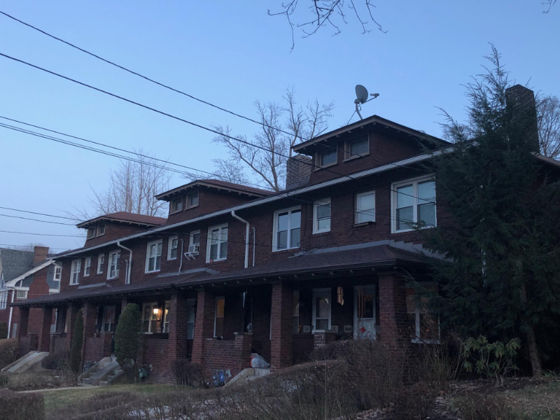 5646 Woodmont St - Photo 2 of 8