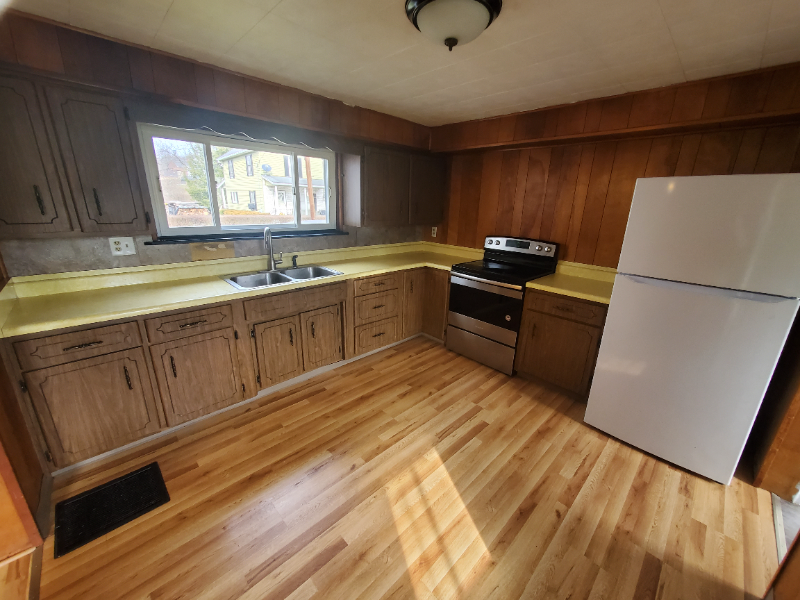 10 Taylor St - Photo 3 of 22