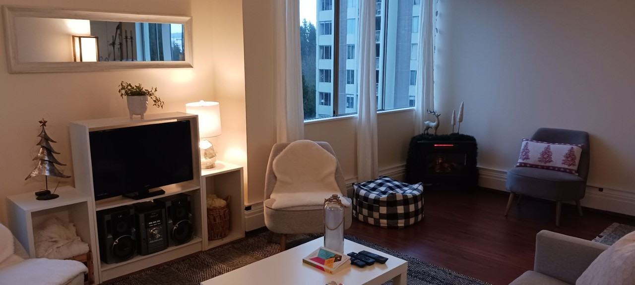 Seymour - Photo 3 of 12