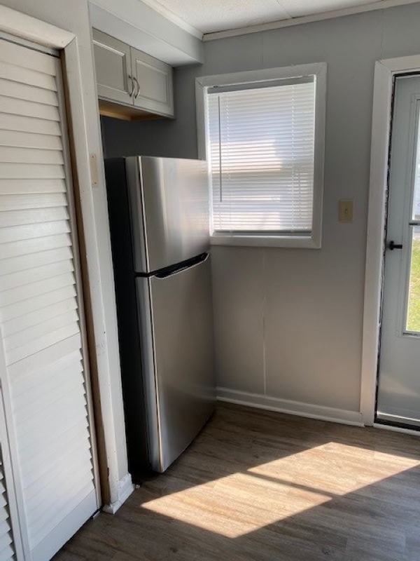 1009 N Ohio Ave - Photo 3 of 12