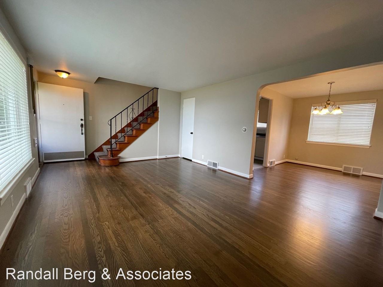 2900-2916 Alki Avenue SW - Photo 2 of 11