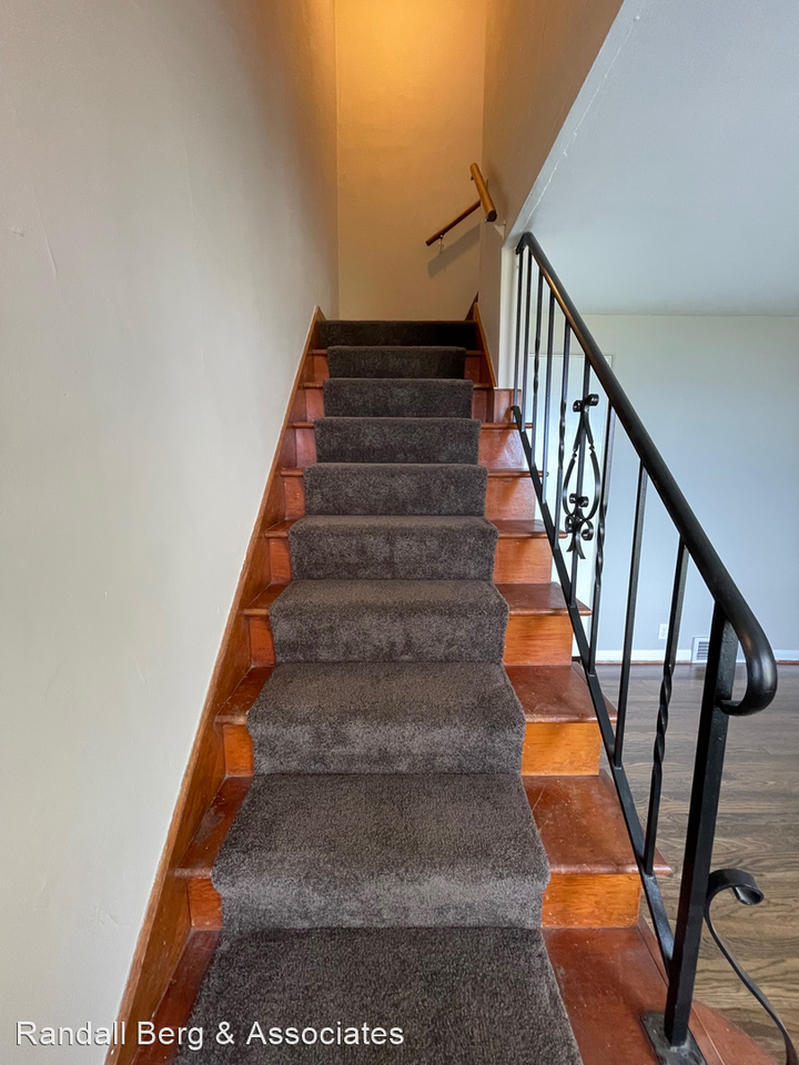 2900-2916 Alki Avenue SW - Photo 3 of 11