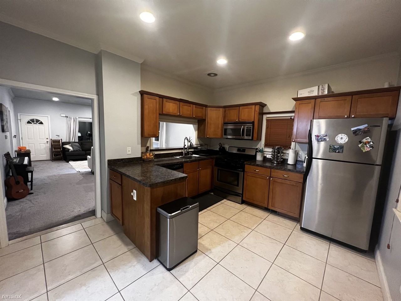 2745 Pardee Ave - Photo 3 of 10