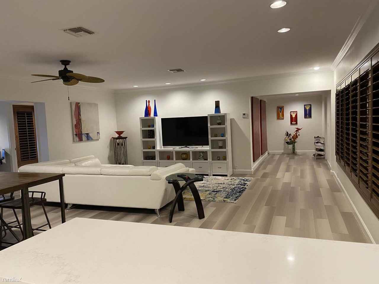 325 Sunset Dr #A - Photo 2 of 10