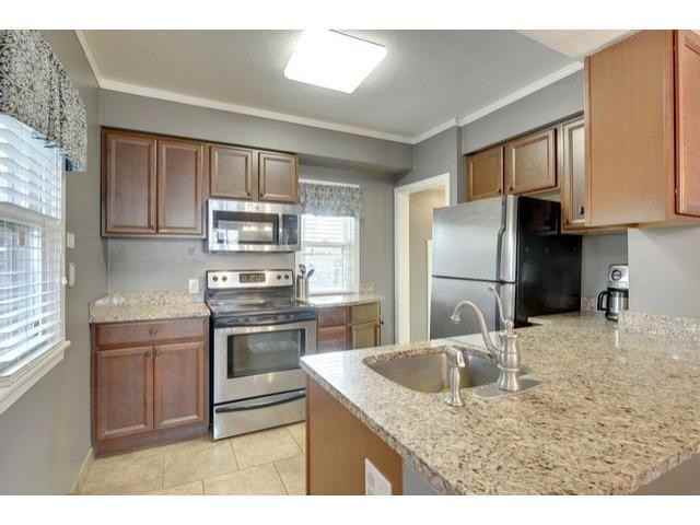 4036 4th Ave S - Photo 3 of 8