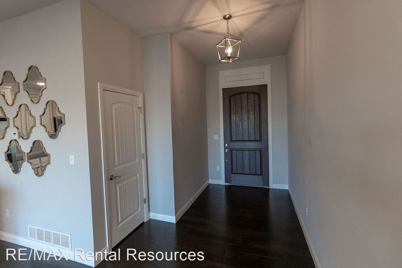 1516 Residence Dr - Photo 3 of 37