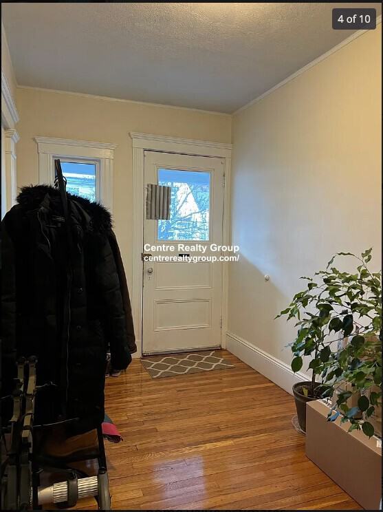 12 Pinkham Rd #1 - Photo 4 of 9