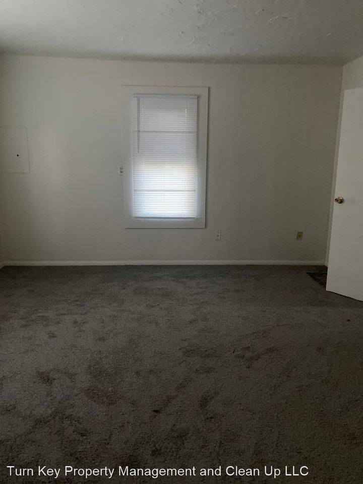 3000 Rheinhardt Ave - Photo 3 of 7